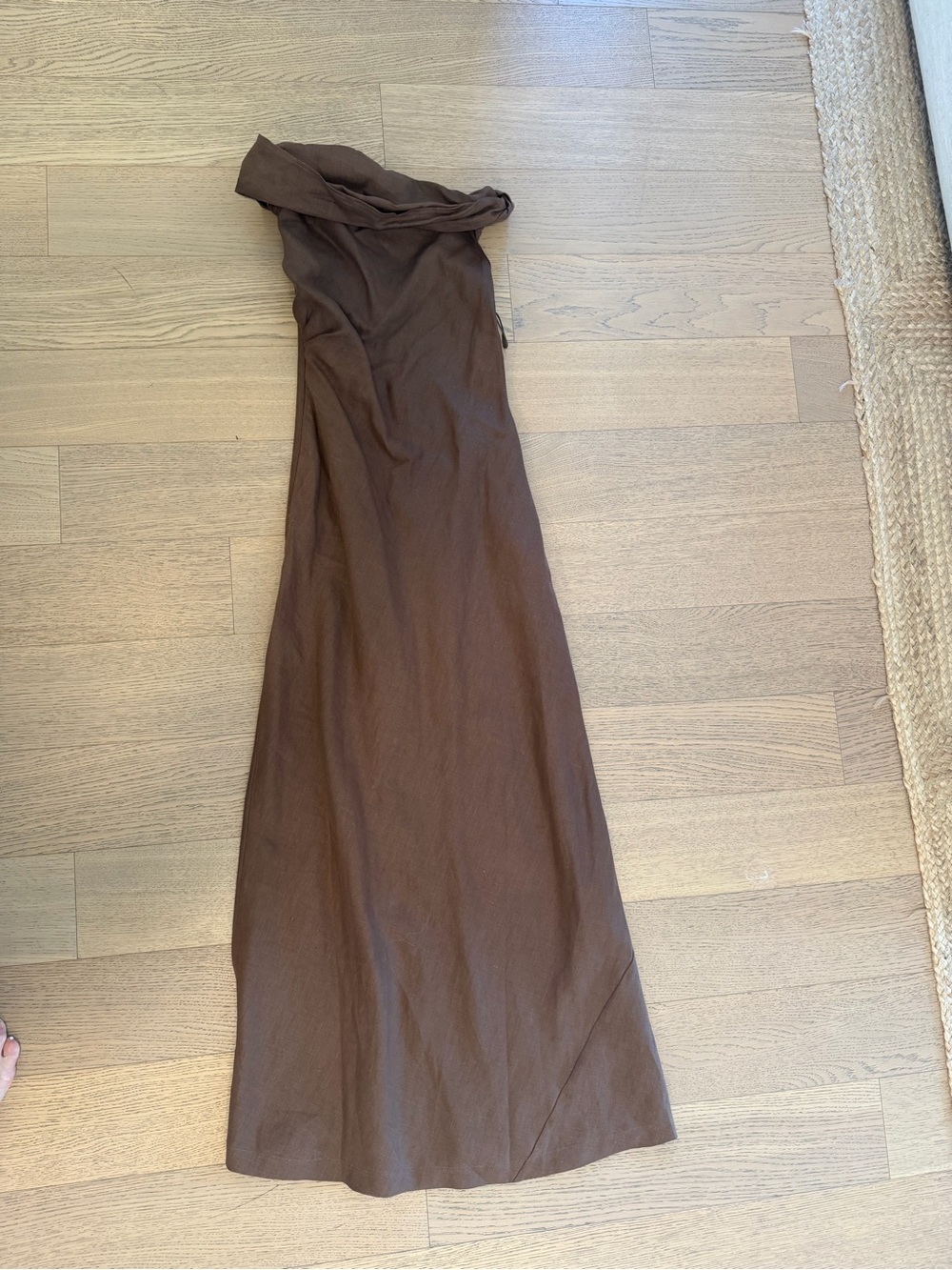 Faithfull the Brand One-Shoulder Brown Maxi Dress - Picture 5 of 7